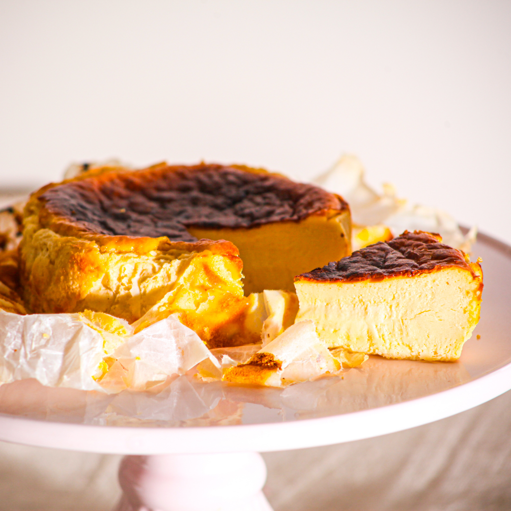 【甘じょっぱさがクセになる】塩バニラバスクチーズケーキ