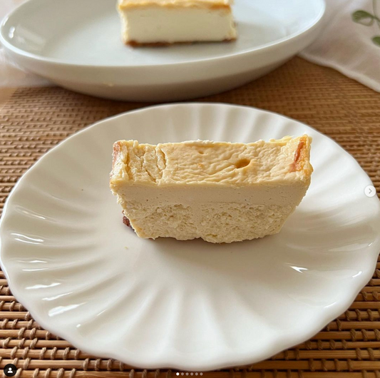 Keiko♡ 春日井グルメ・名古屋グルメ様にママのチーズケーキを食べていただきました。